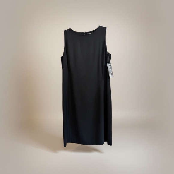 Chic Black Midi Dress - Picture 2 of 2